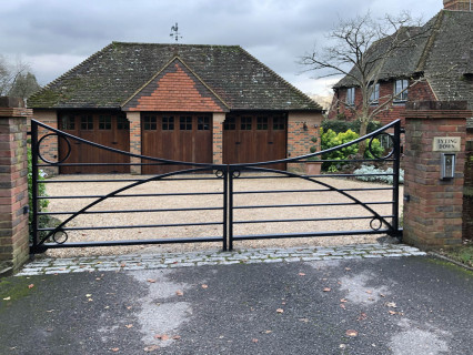 Metal / Wrought Iron Gate - 25