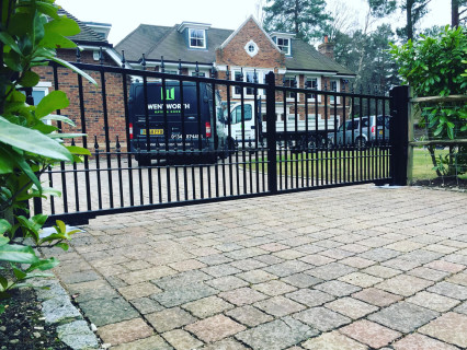 Metal / Wrought Iron Gate - 28