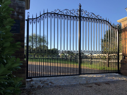 Metal / Wrought Iron Gate - 29