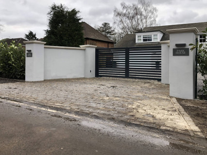 Metal / Wrought Iron Gate - 33