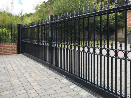 Metal / Wrought Iron Gate - 35