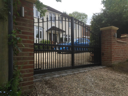 Metal / Wrought Iron Gate - 37