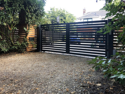 Metal / Wrought Iron Gate - 4