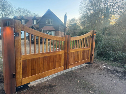 wooden-gates-2025-1