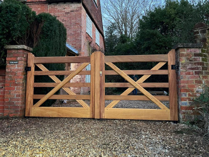 wooden-gates-2025-5