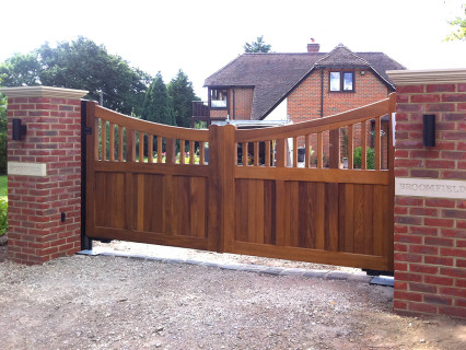 Wooden / Timber Gate - 102