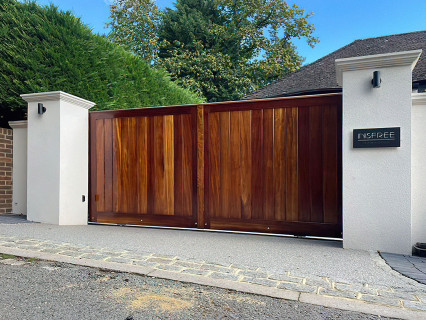 wooden-timber-gates-117