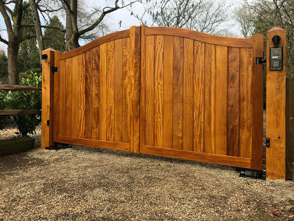 wooden-timber-gates-136