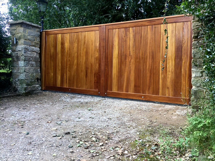 wooden-timber-gates-140