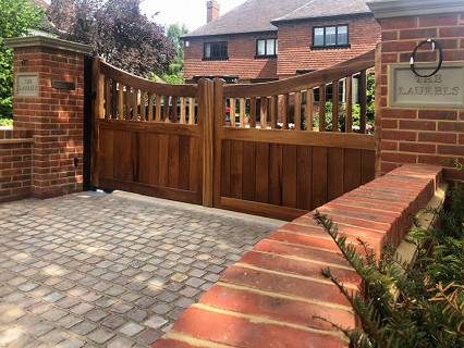 wooden-timber-gates-144