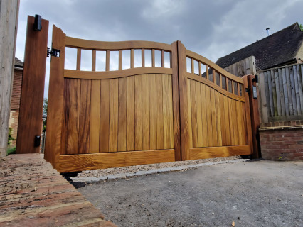 wooden-timber-gates-145