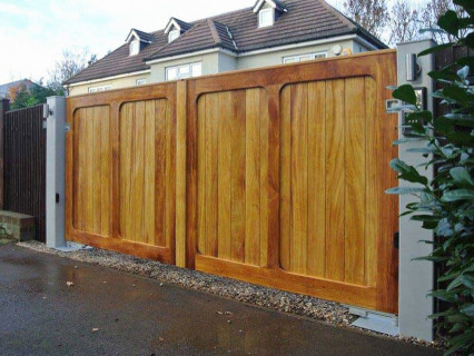 Wooden / Timber Gate - 73